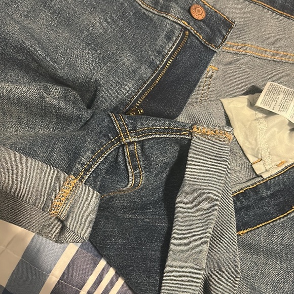 Great condition old navy shorts - Picture 5 of 5